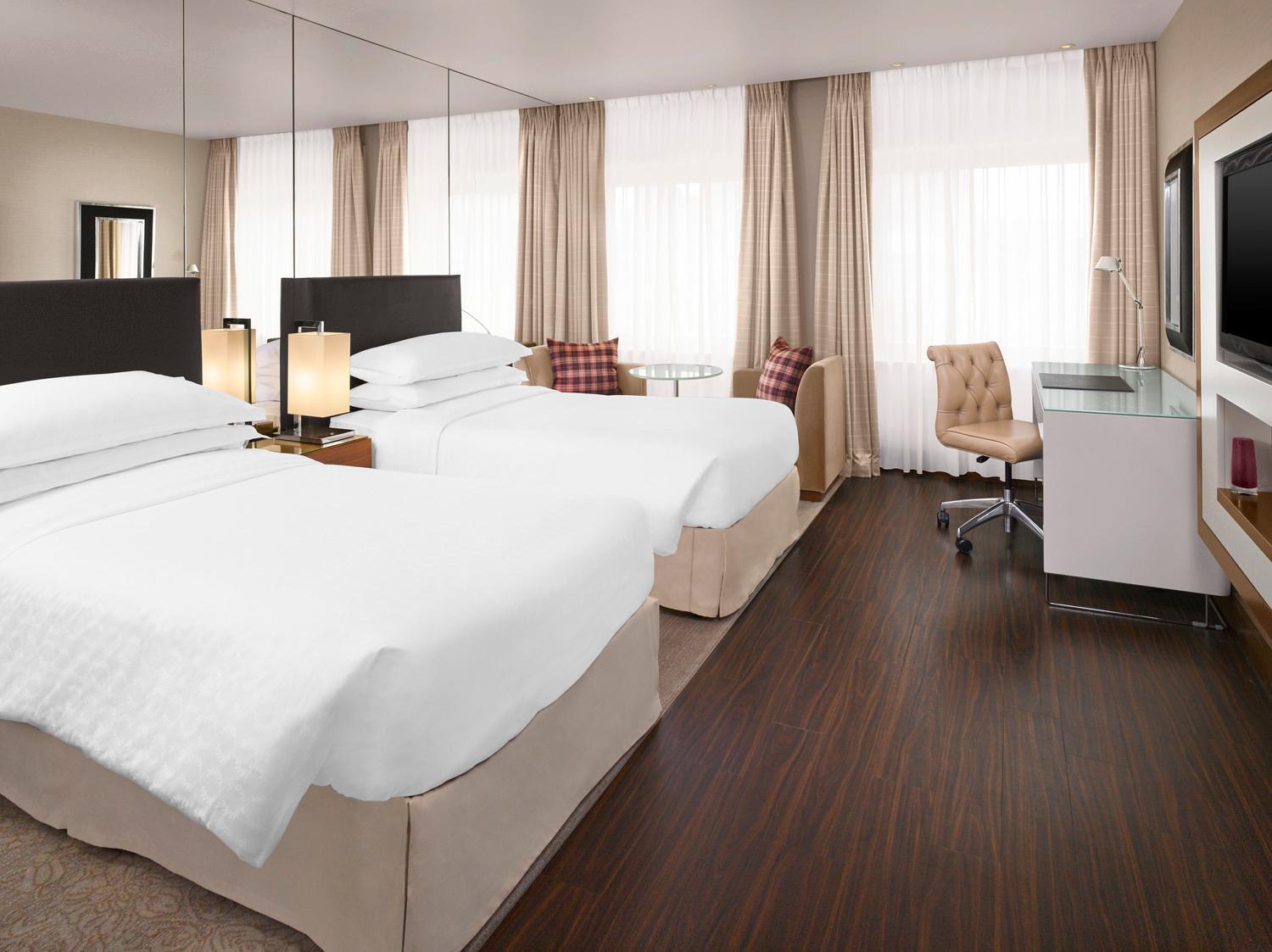 Sheraton Grand & Édimbourg