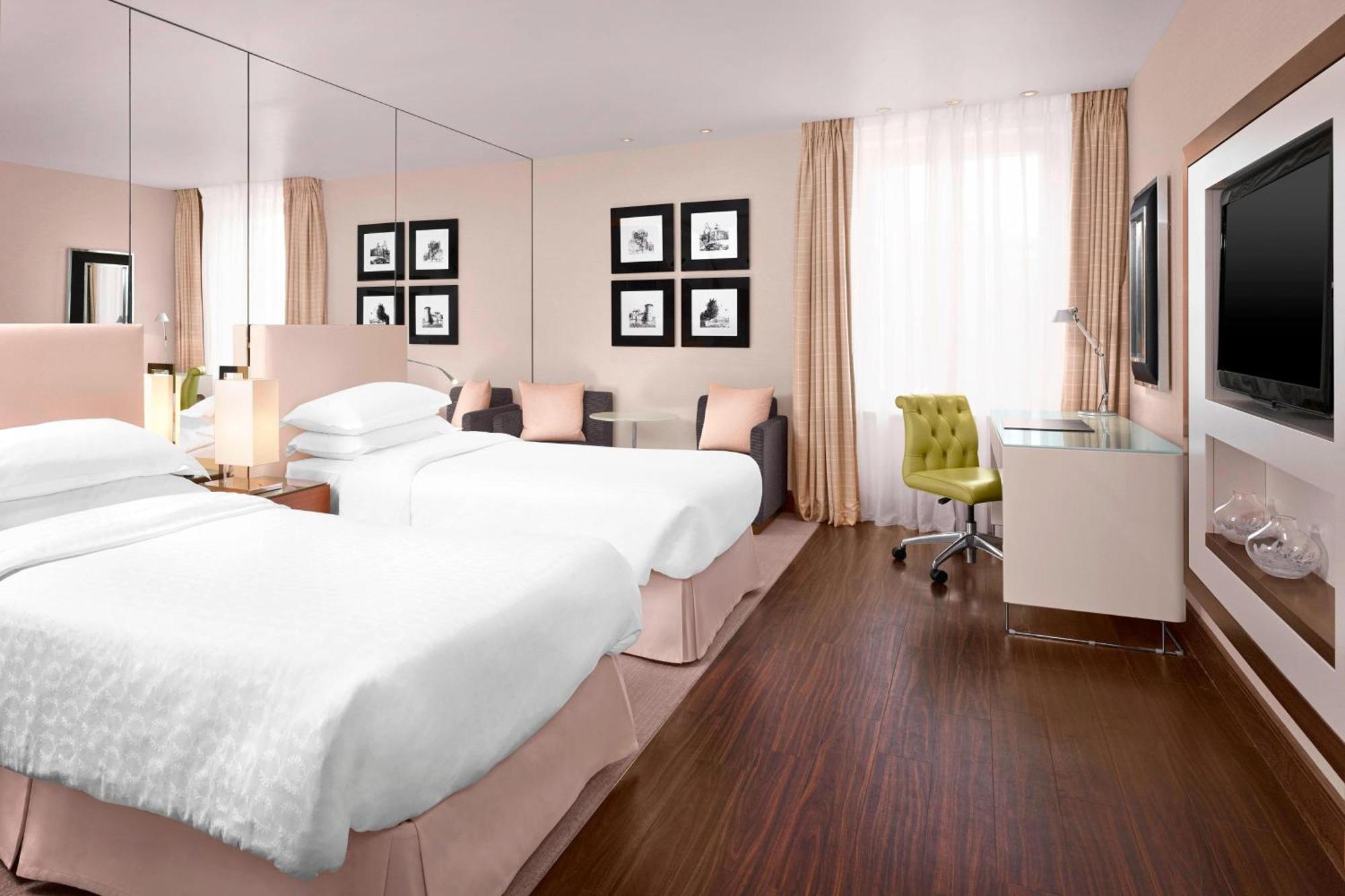 Sheraton Grand & Édimbourg
